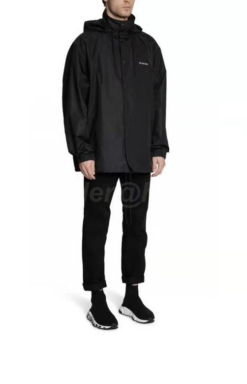 Balenciaga Men's Outwear 32